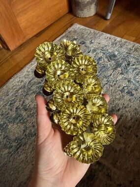 Lot of 10 Vintage Gold Tone Metal Christmas Tree Pinecone Candle Holder Clips